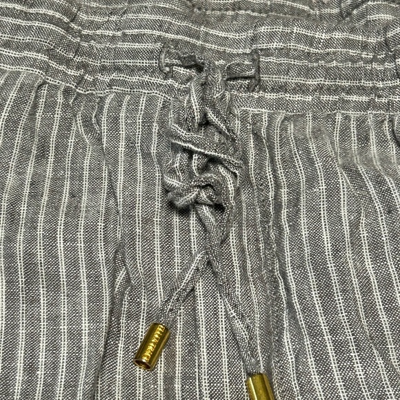 Ellen Tracy 100 % Linen Gray Striped casual Pants size XL - Picture 2 of 7